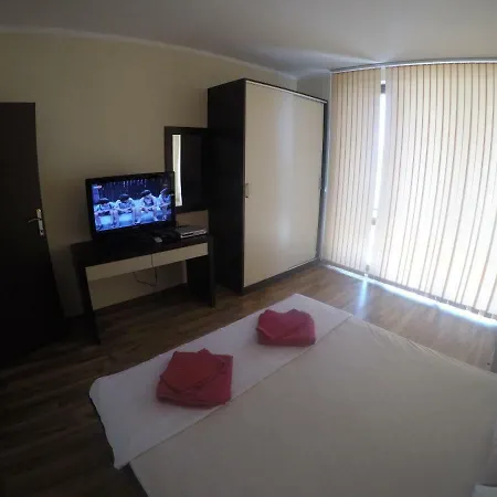 Vip Condor-djani-center Slăntjev Brjag