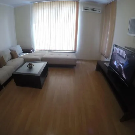 Apartment Vip Condor-djani-center